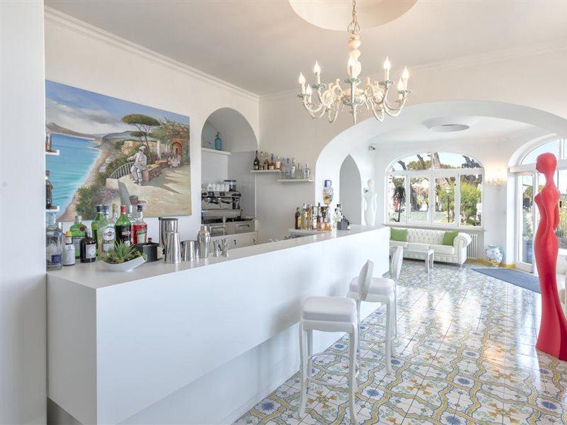 Hotel La Madonnina Казамиччола-Терме Экстерьер фото